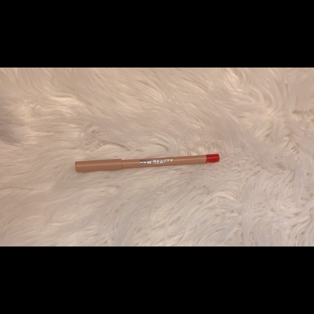 KKW Beauty Lip Liner